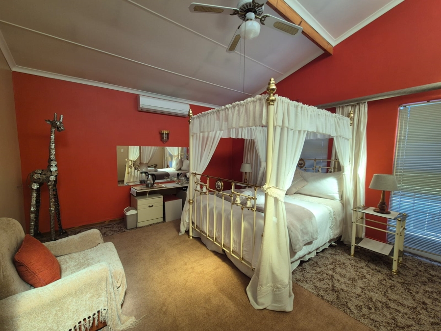 7 Bedroom Property for Sale in Parys Free State